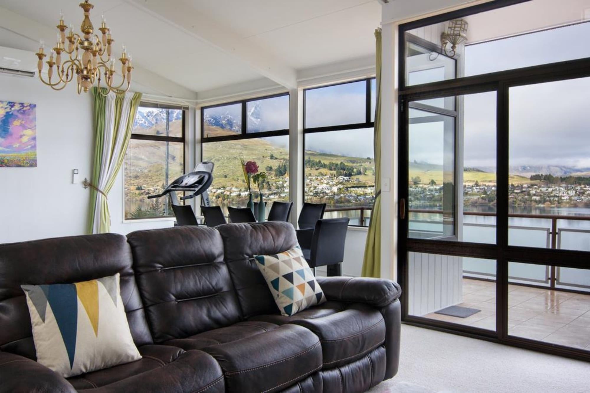 Earnslaw Villa With Lake View Queenstown Ngoại thất bức ảnh